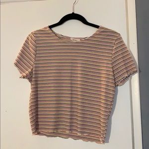 Cute cropped T-shirt!